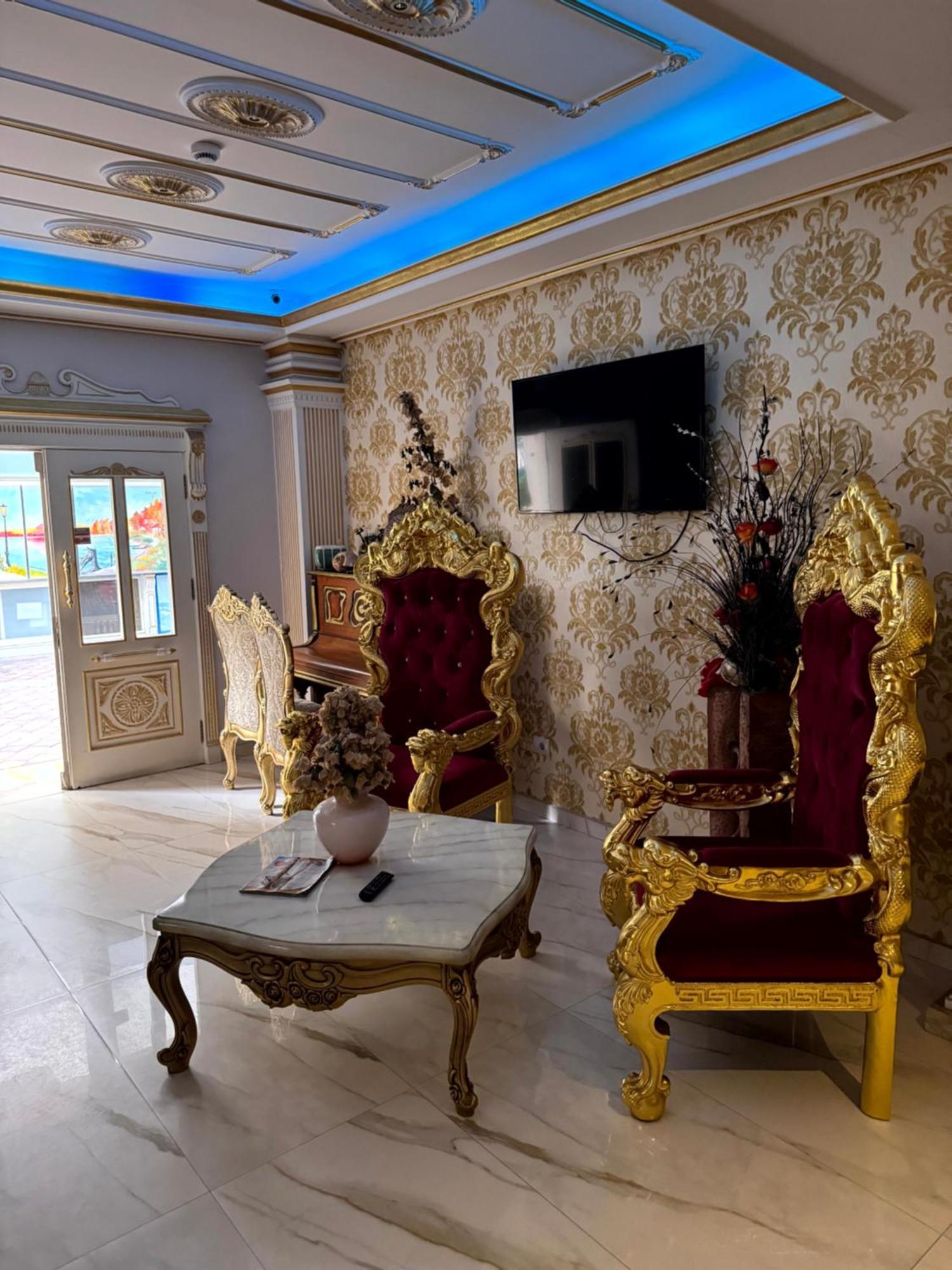 Hotel Antalya - Beach Durrës Exteriör bild